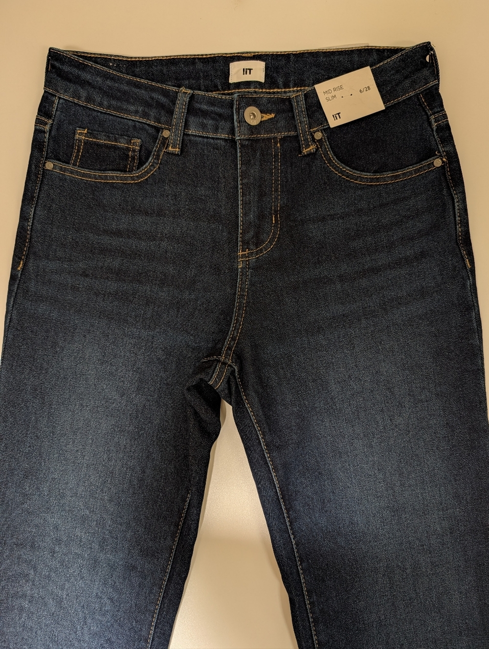 !it Mid Rise Slim Dark Indigo Woman Jeans Size 6/28 New